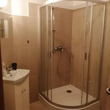 Apartment Konde B *